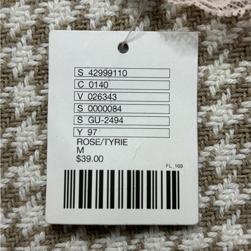 Urban Outfitters | ‘Out From Under’ Lace Bralette with Rose Gold Chain - Picture 16 of 16